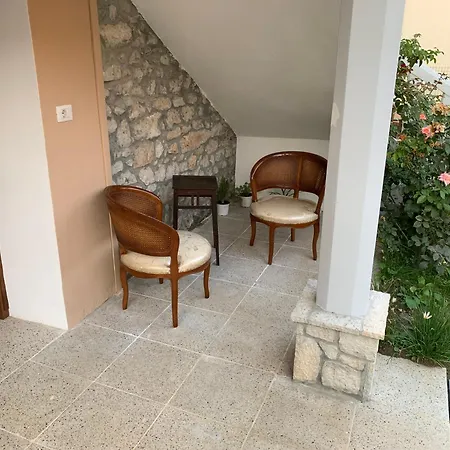 Vintage Apartment